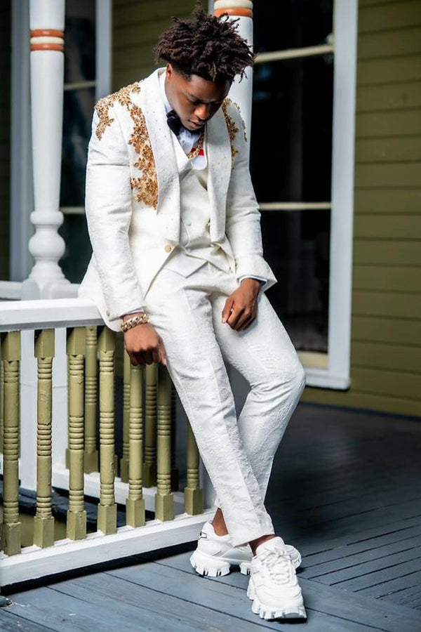 Bespoke White Jacquard Shawl Lapel 3 Pieces Prom Suits With Beadings