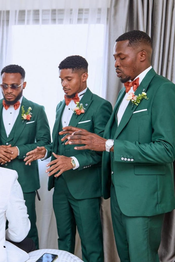 Bespoke Green 3 Piece Peaked Lapel Wedding Groomsmen Suits