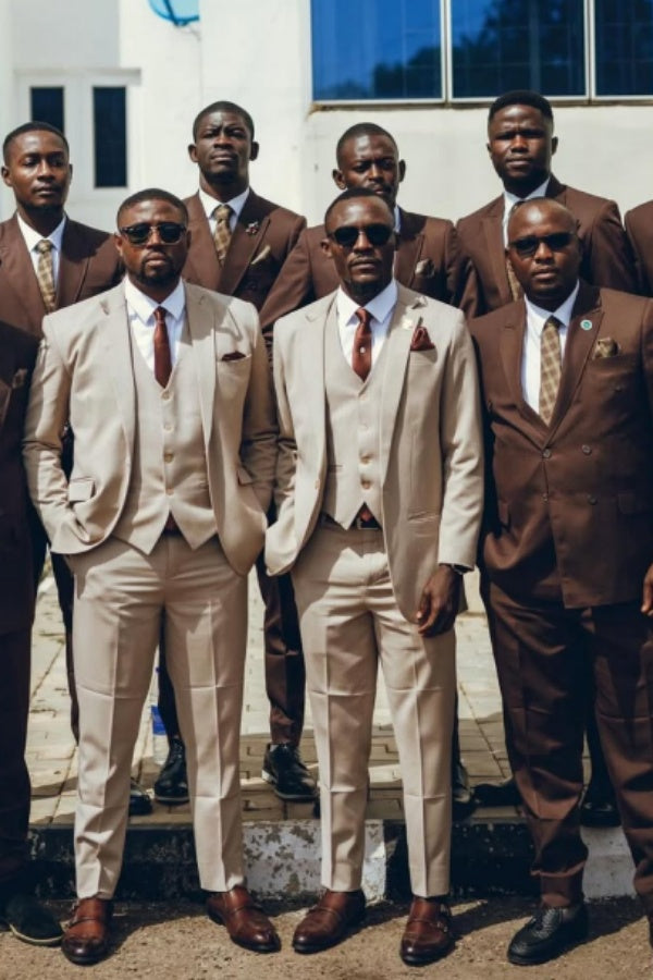 Trendy Brown Peaked Lapel Double Breasted Wedding Groomsmen Suits