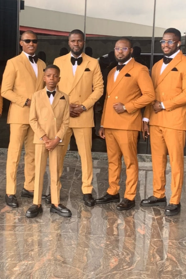Stylish Yellow Peaked Lapel Double Breasted Wedding Groomsmen Suits