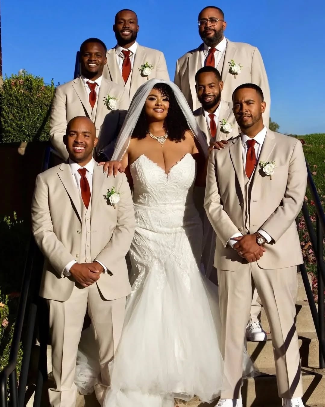 New Arrival 3 Pieces Light Khaki Notched Lapel Slim Fit Wedding Groomsmen Suits