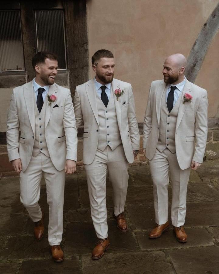 Fashion Light Beige 3 Pieces Notched Lapel Wedding Groomsmen Suits