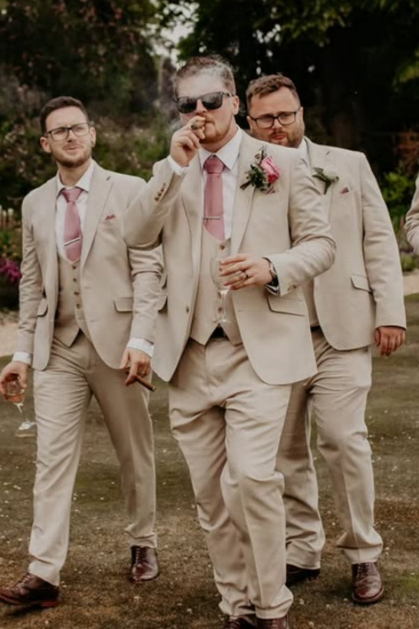 Stylish Light Khaki 3 Pieces Notched Lapel Wedding Groomsmen Suits