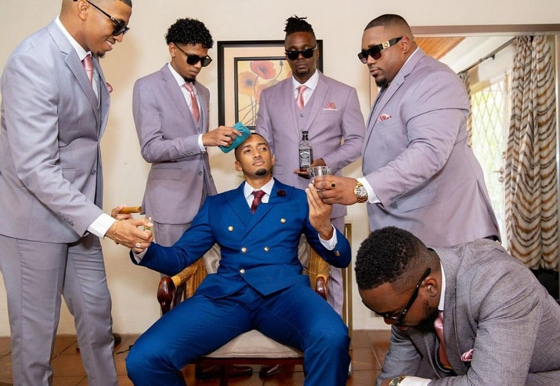 Glamorous Light Purple Notched Lapel Wedding Groomsmen Suits