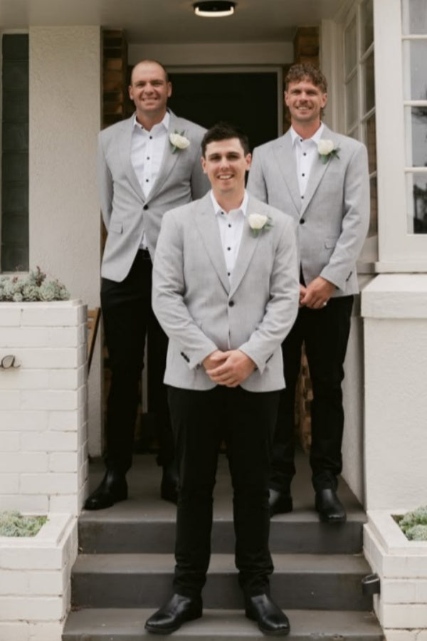 Handsome Gray Peaked Lapel Wedding Groomsmen Suits