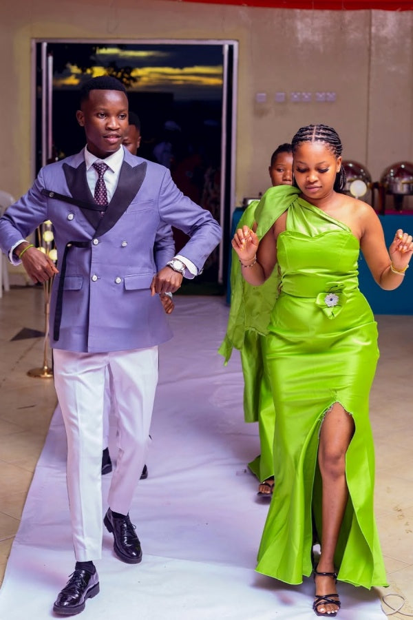 Lavender Peaked Lapel Double Breasted Wedding Groomsmen Suits
