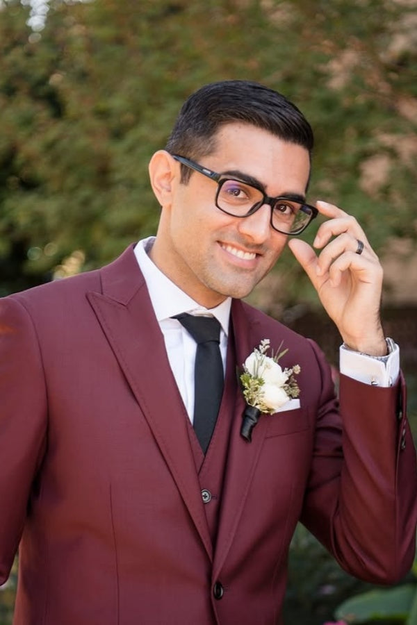 Handsome Burgundy Peaked Lapel Wedding Groomsmen Suits