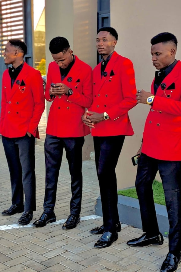 Glamorous Red Double Breasted Peaked Lapel Wedding Groomsmen Suits