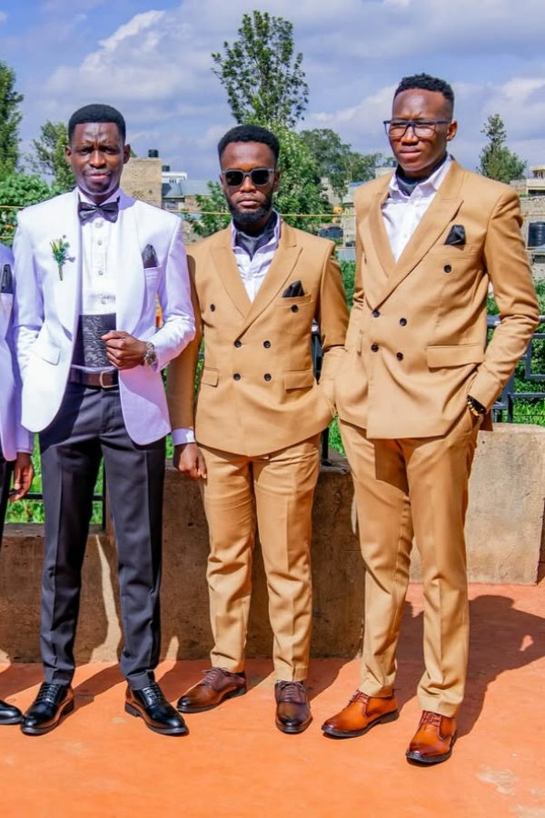 Newest Light Brown Double Breasted Peaked Lapel Wedding Groomsmen Suits