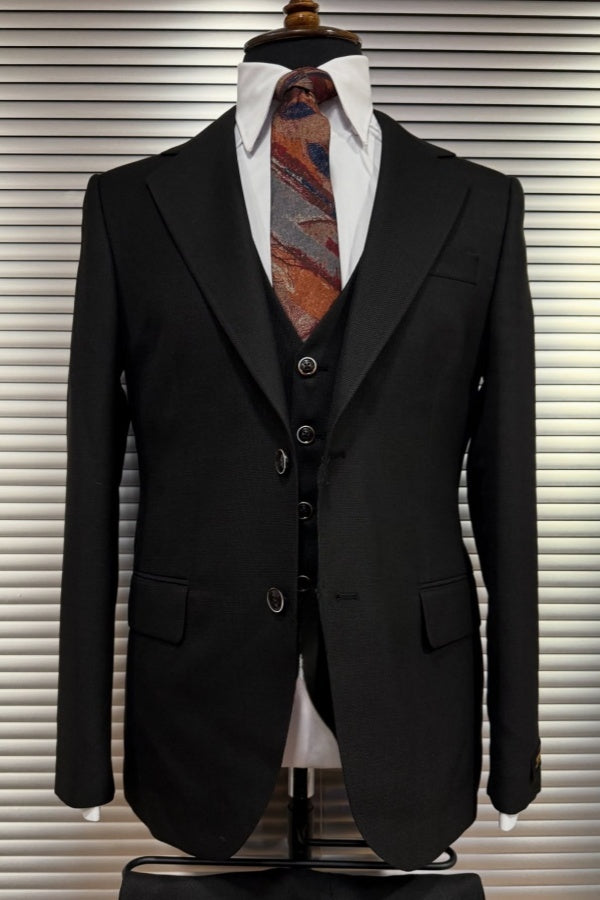 Classic Black 3 Pieces Close Fitting Business Suits