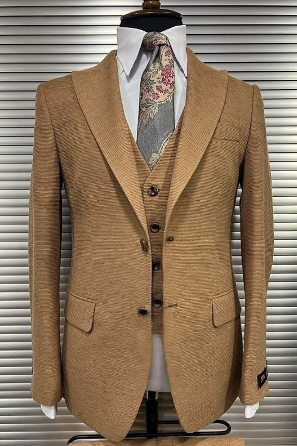 Trendy Light Brown Peaked Lapel 3 Pieces Formal Men Suits