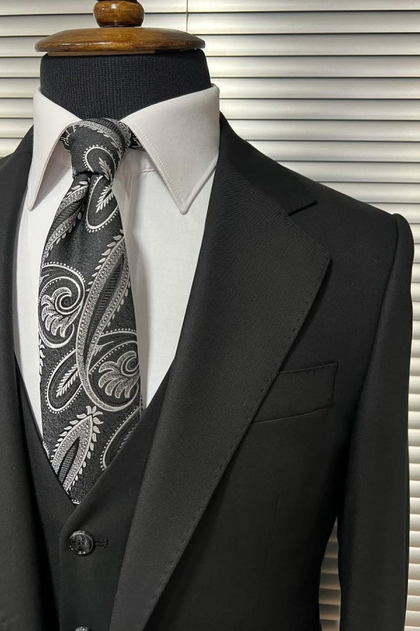 Classical Black Notched Lapel Business Men Suits With Waistcoat