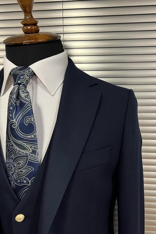 Fashion Navy 3 Pieces Peaked Lapel Business Suits