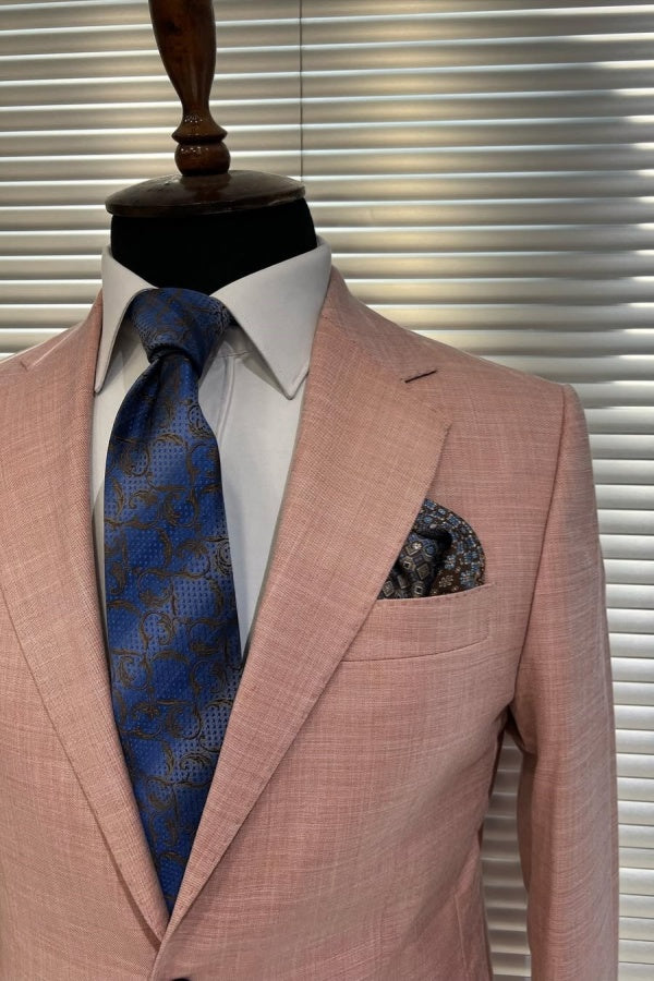 Charming Light Pink Peaked Lapel Business Men Suits