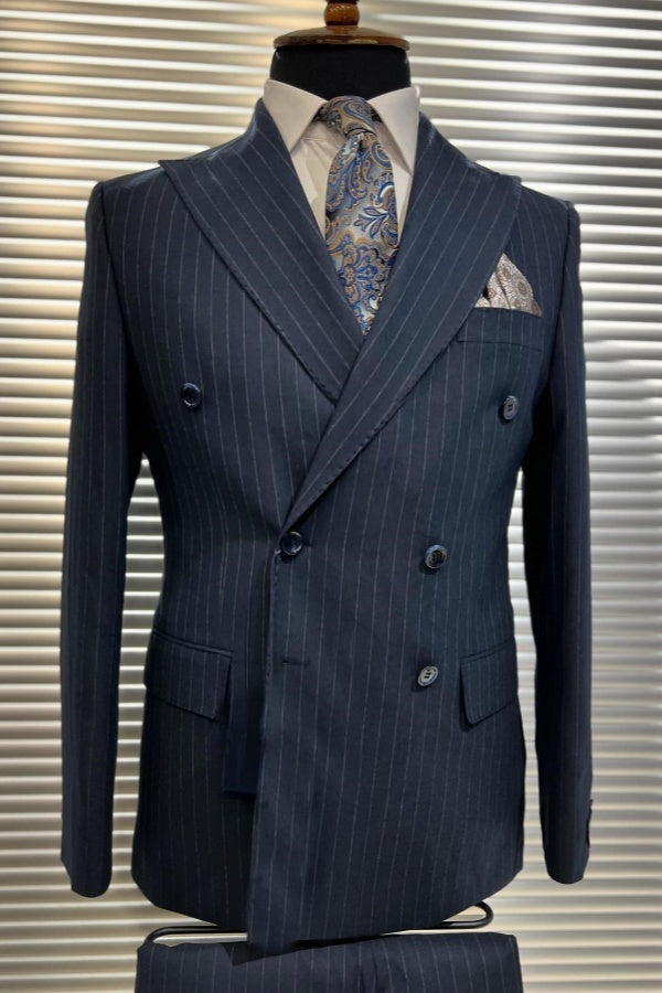 Chic Navy Pinstripe Double Breasted Peaked Lapel Business Men Suit