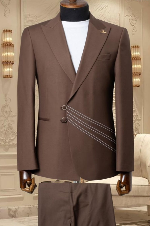 Fancy Brown Peaked Lapel Prom Suits With Line Decoration