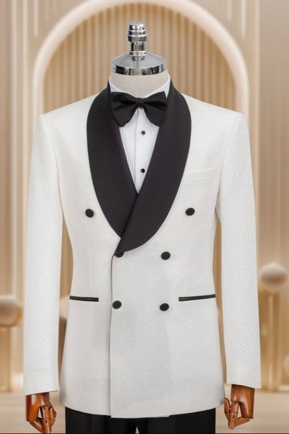Stylish White Jacquard Double Breasted Shawl Lapel Wedding Suits