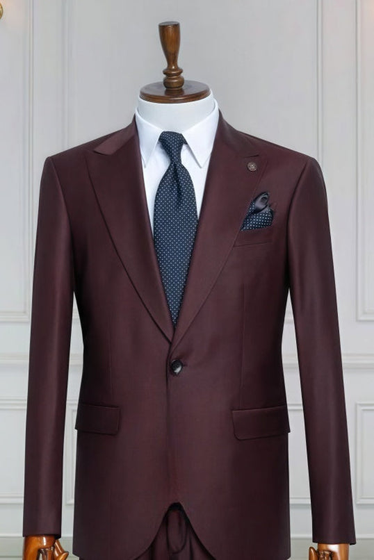 Chic Dark Burgundy Peaked Lapel Big And Tall Business Suits For Men