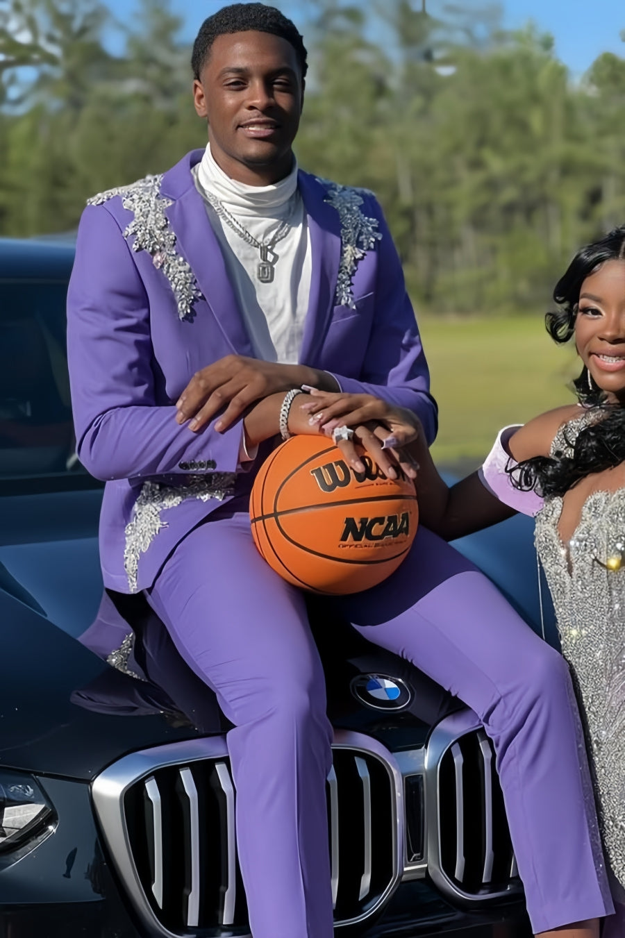 Gentle Purple Appliques Notched Lapel Prom Suits