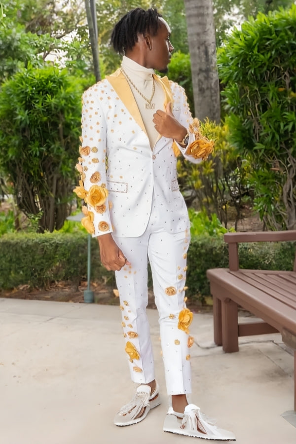 Fancy White Beadings Peaked Lapel Prom Suits With Appliques