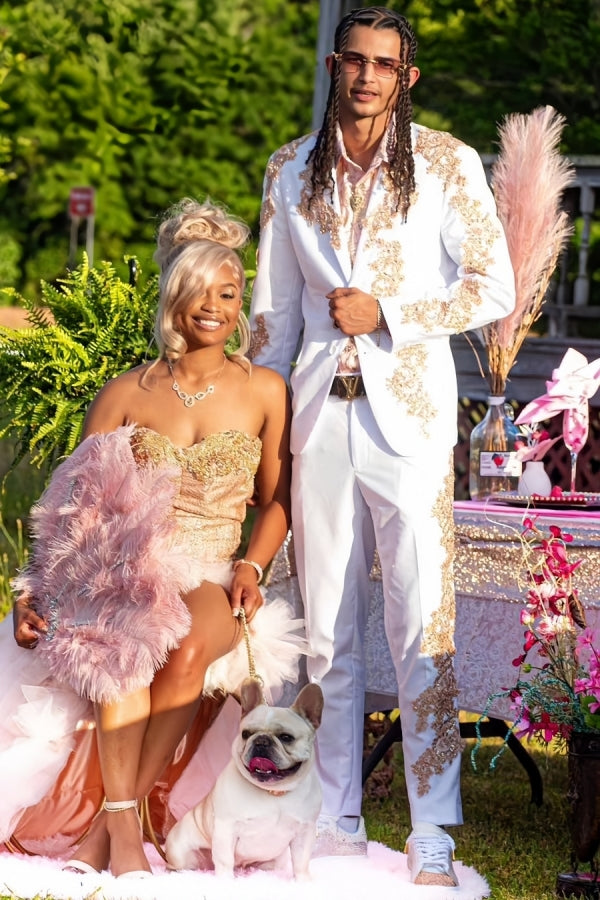 Stylish White Notched Lapel Appliques Prom Suits