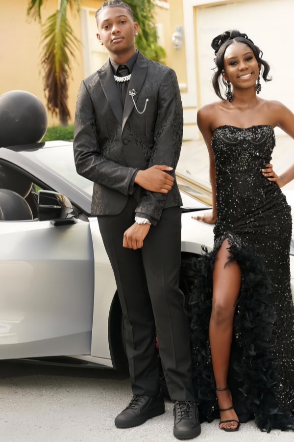 Classical Black Jacquard Peaked Lapel Prom Men Suits