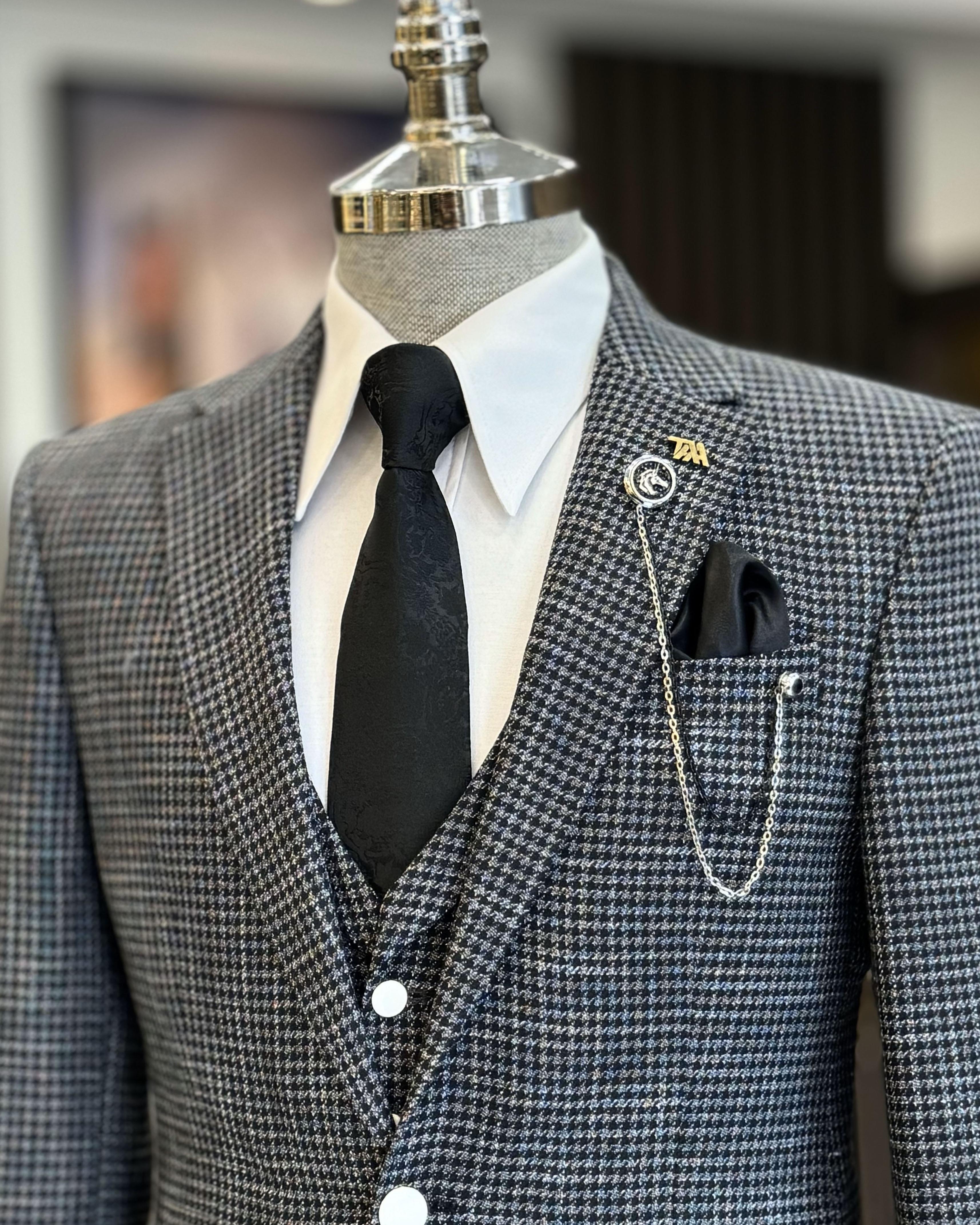 Classic Black Plaid 3 Pieces Notched Lapel Business Suits