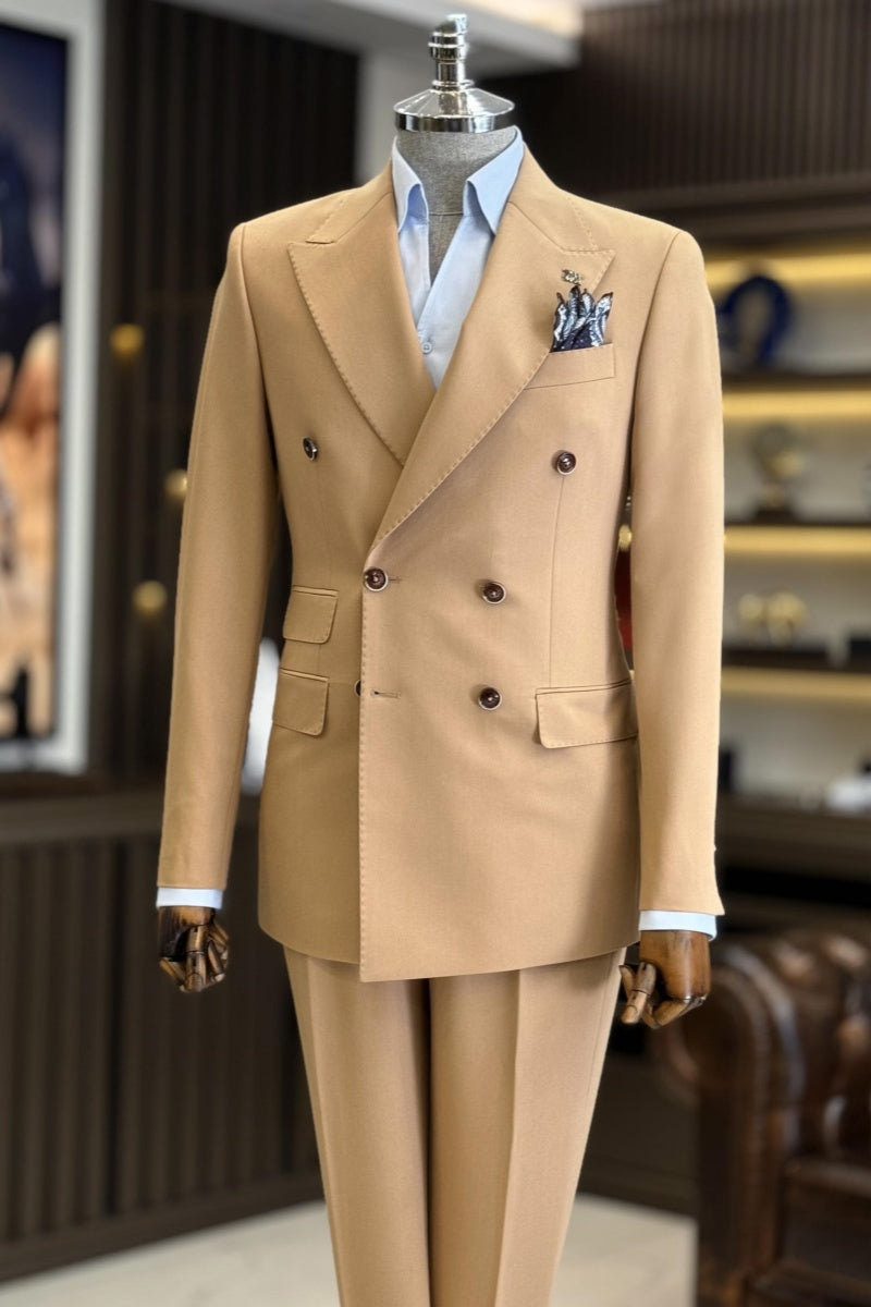 Stylish Light Brown Newest Peaked Lapel Double Breasted Men’s Suits