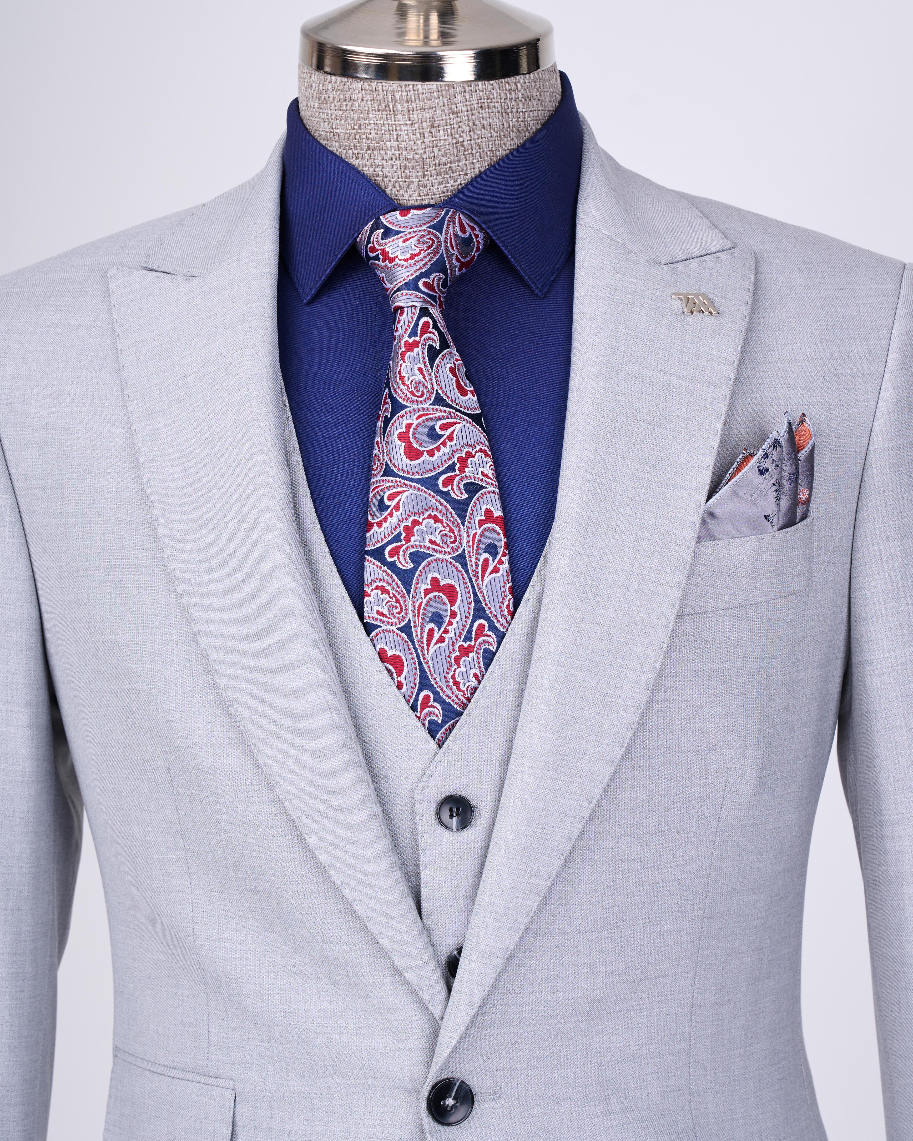 Light Gray New Arrival Fashion 3 Pieces Men's Business Suits