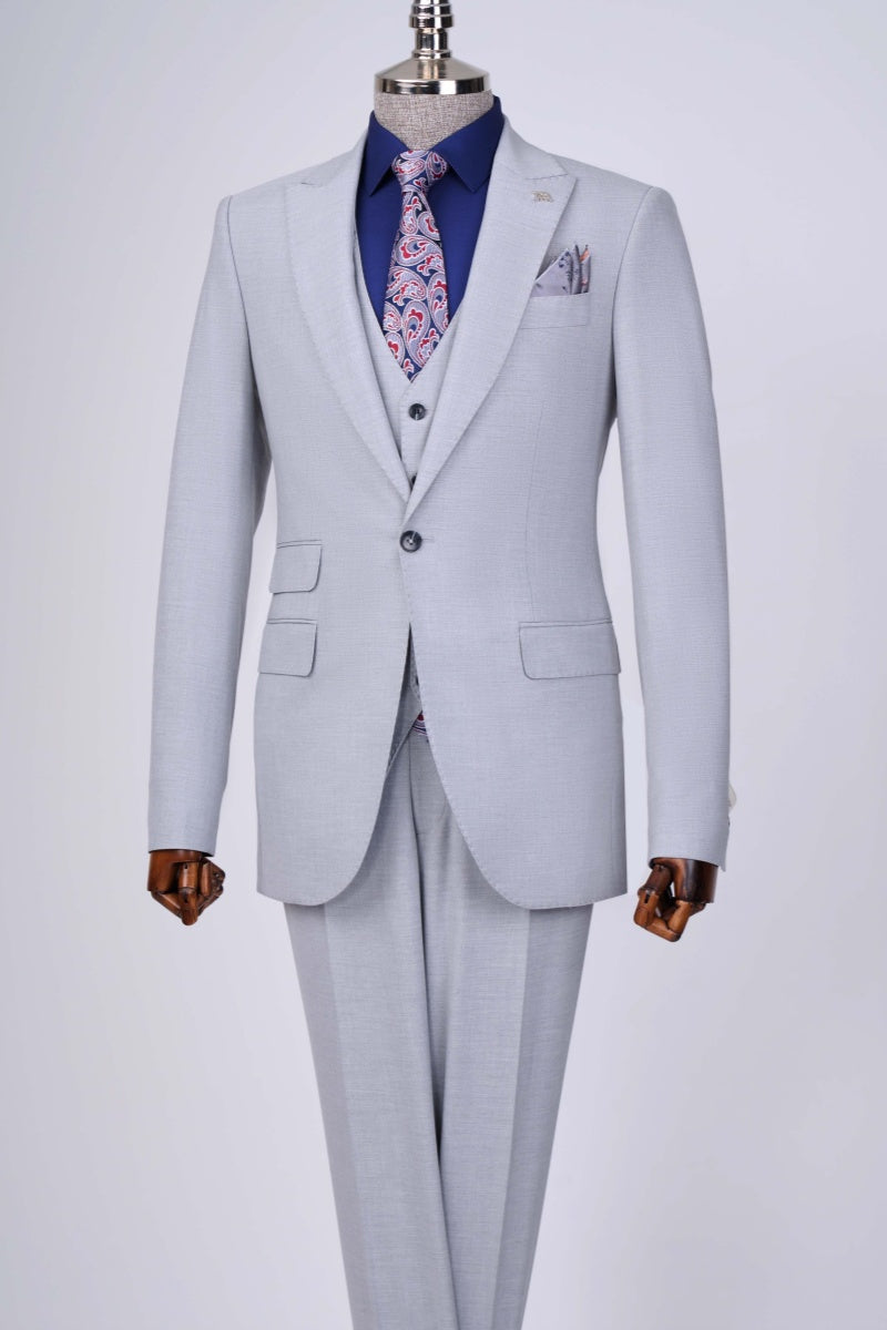 Light Gray New Arrival Fashion 3 Pieces Men's Business Suits