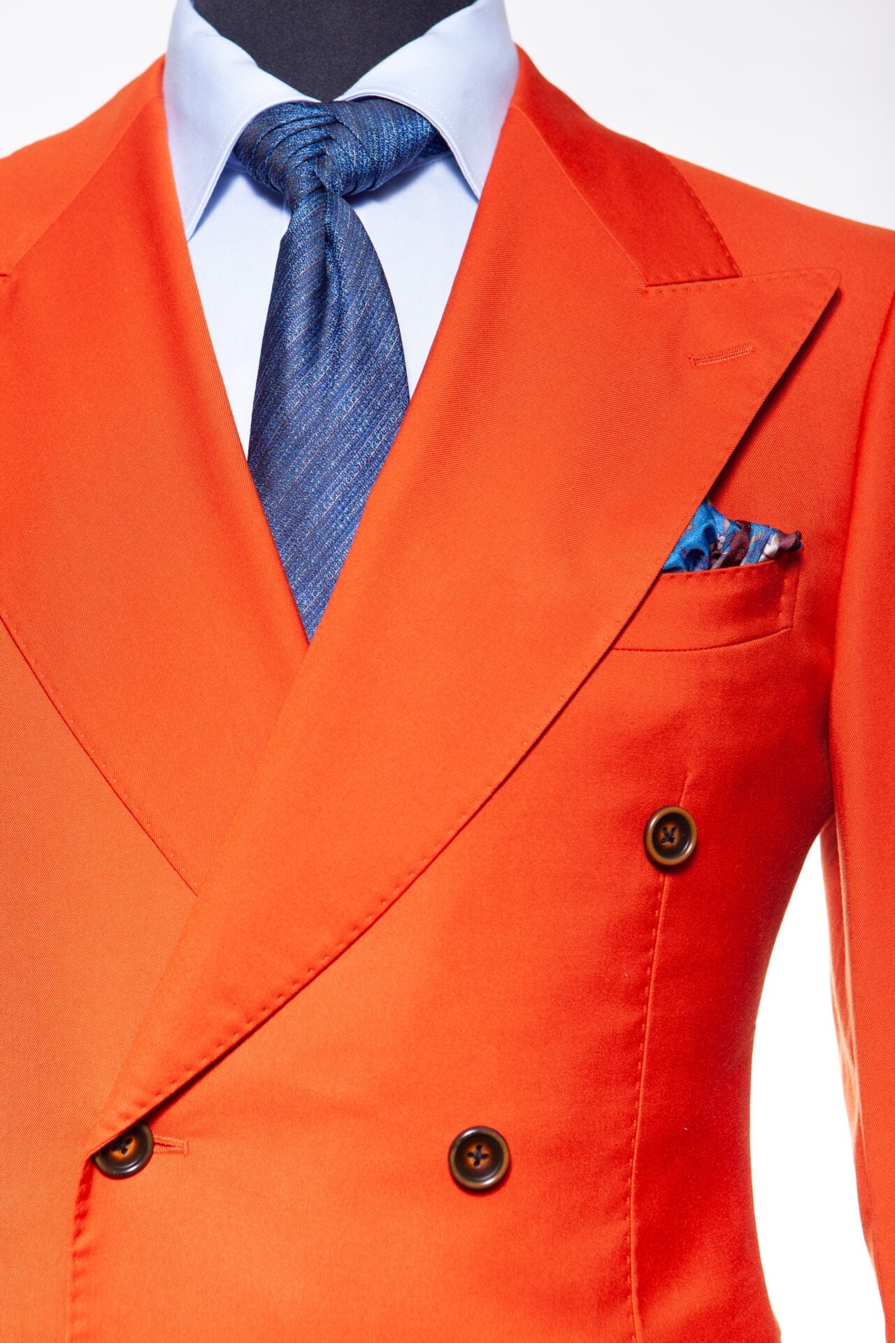 Trendy Orange Peaked Lapel Close Fitting Prom Men Suits