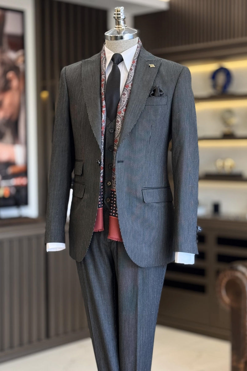 Stylish Dark Gray 3 Pieces Pinstriped Business Suits With Waistcoat
