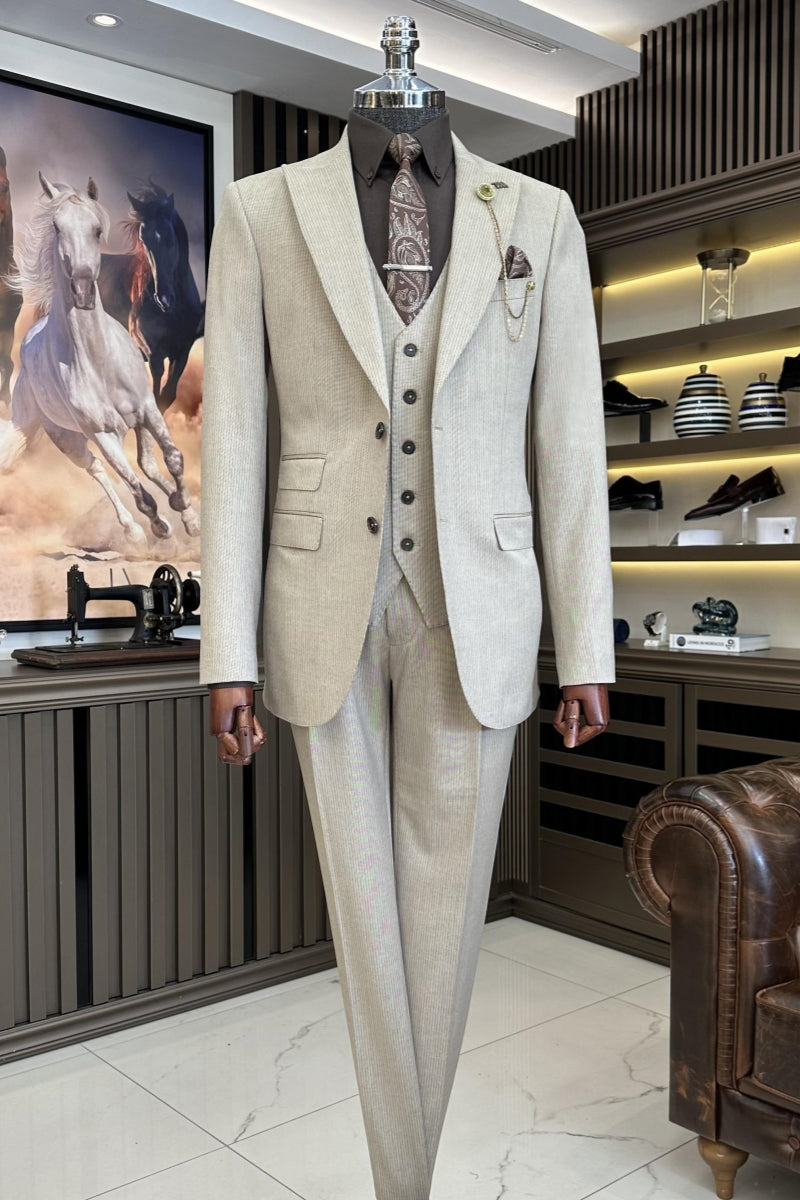 Stylish Off-white 3 Pieces Close Fitting Pinstriped Business Suits