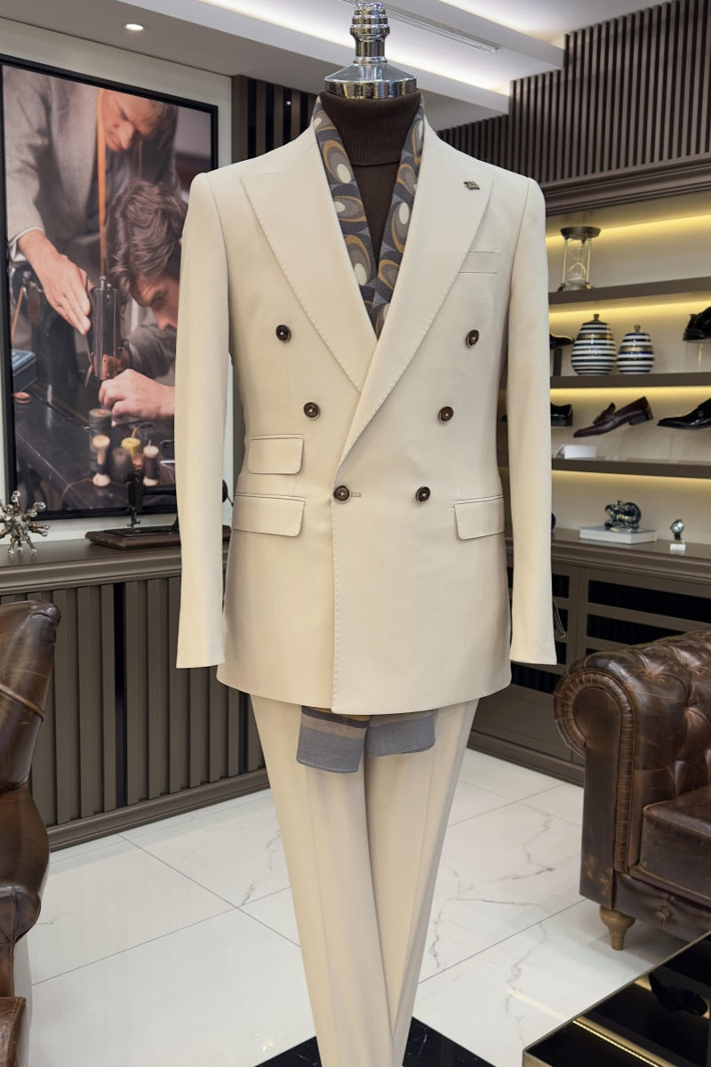 New Arrival Off-white Peaked Lapel Double Breasted Business Suits