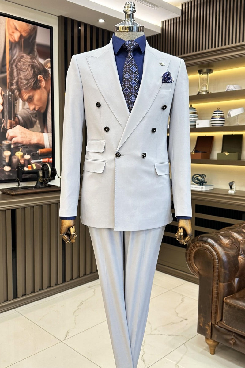 Close Fitting Light Gray Double Breasted Peaked Lapel Business Men Suits