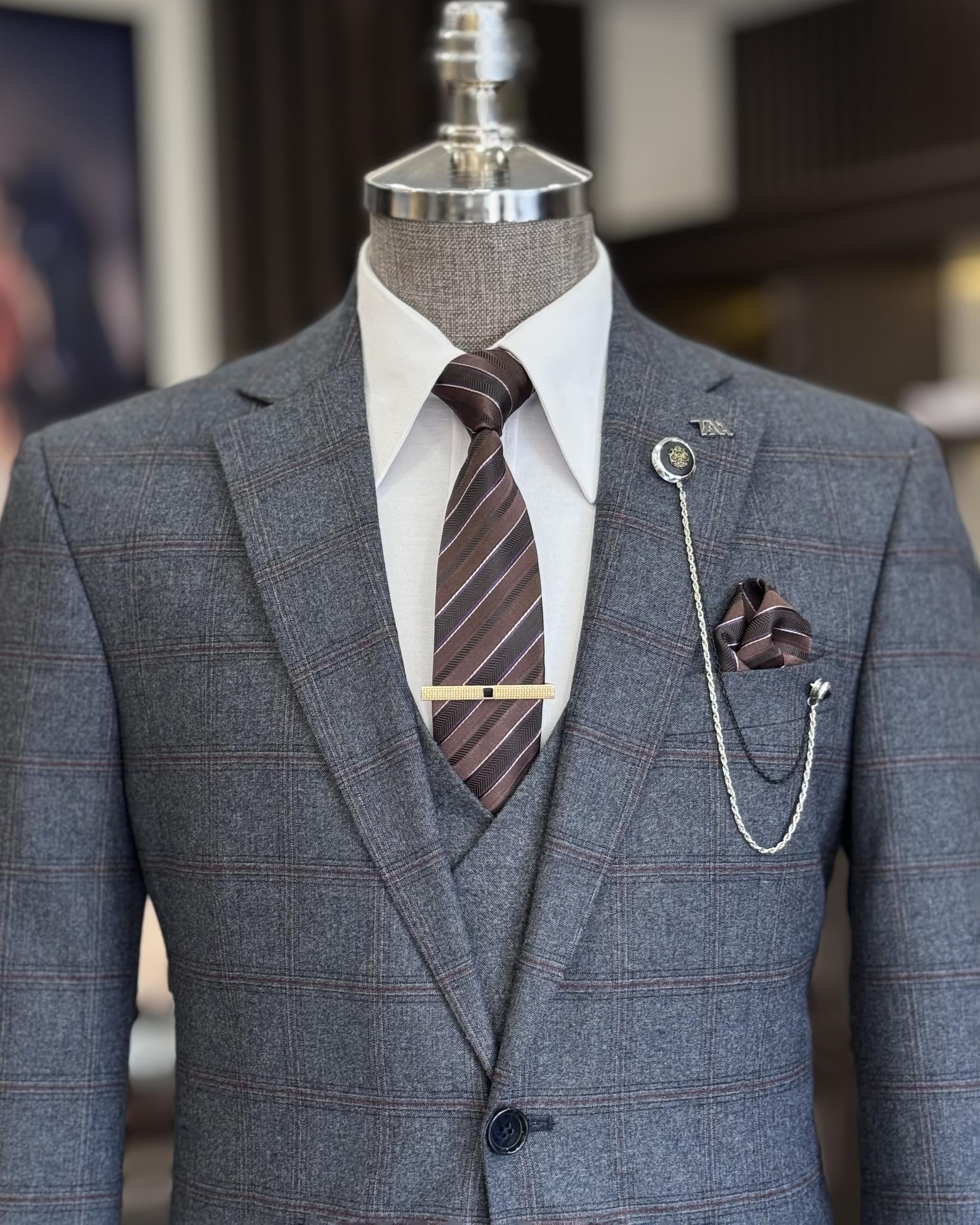 New Arrival Dark Gray Plaid 3 Pieces Notch Lapel Business Suits