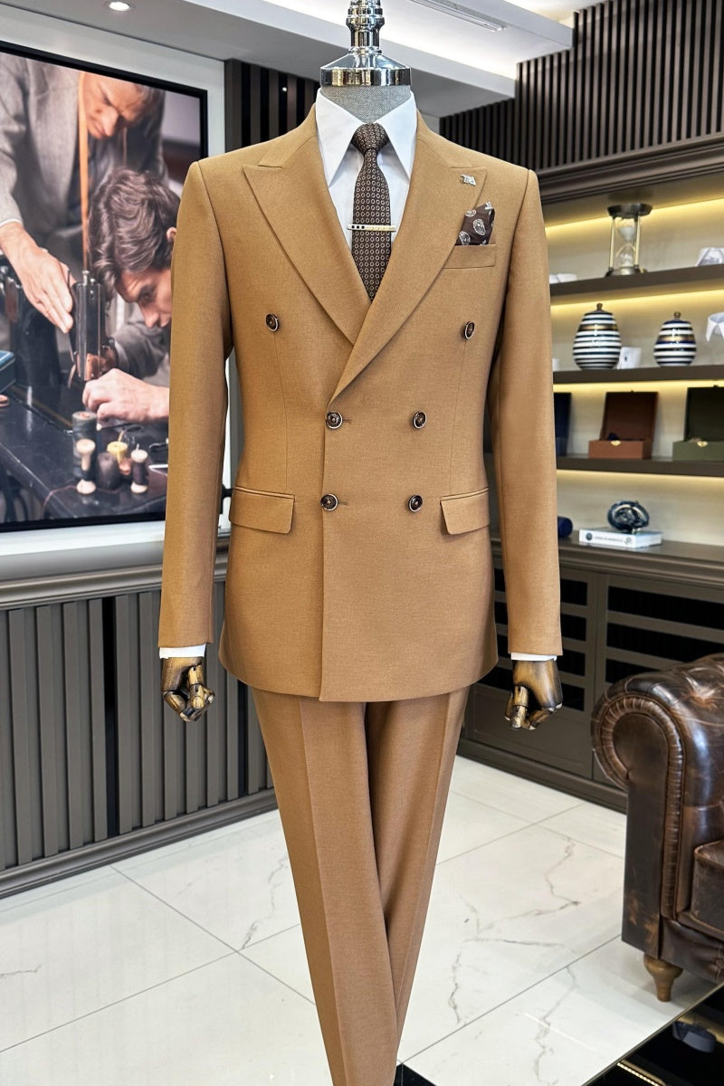 Stylish Khaki Double Breasted Peaked Lapel Business Suits