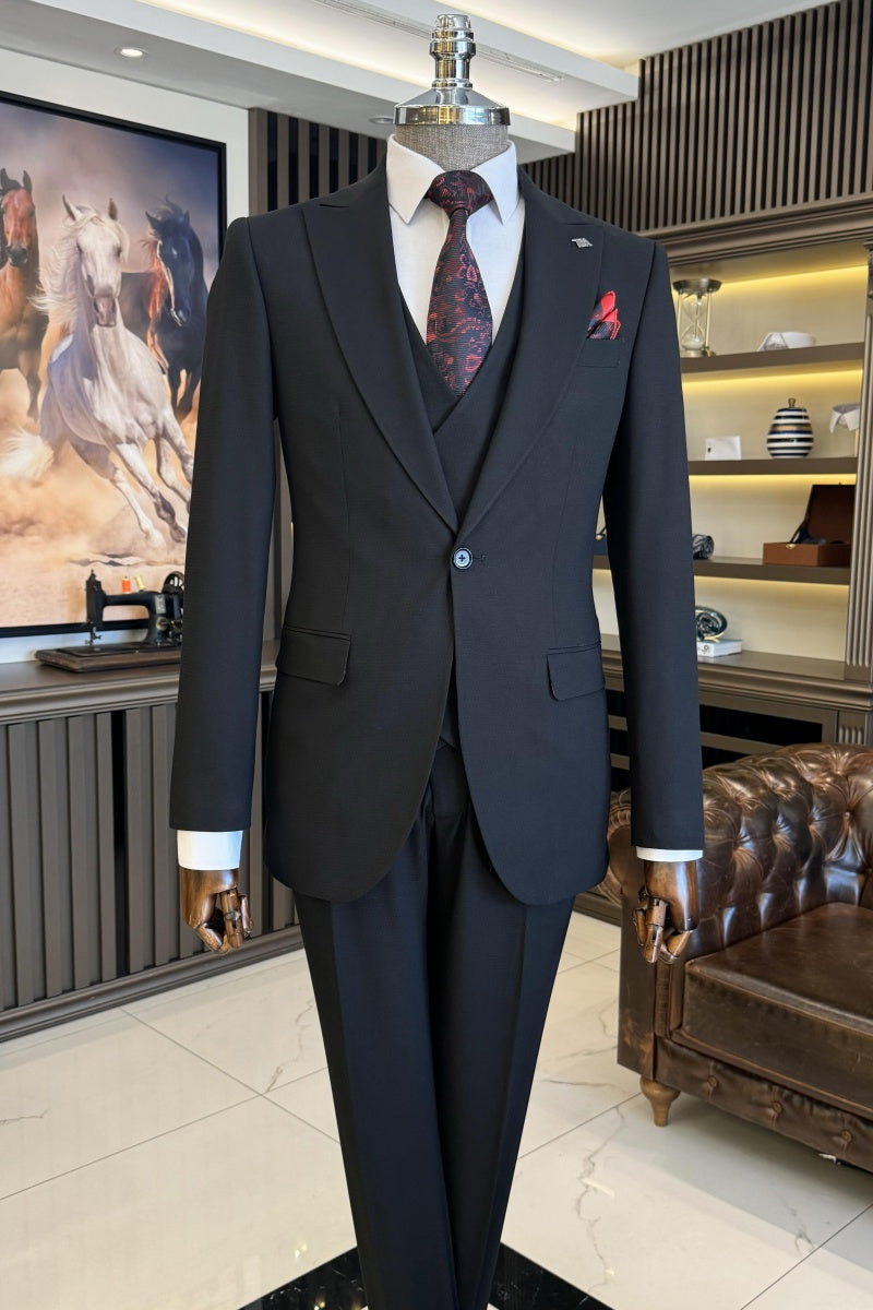Classic Black 3 Pieces Close Fitting Business Suits With Waistcoat