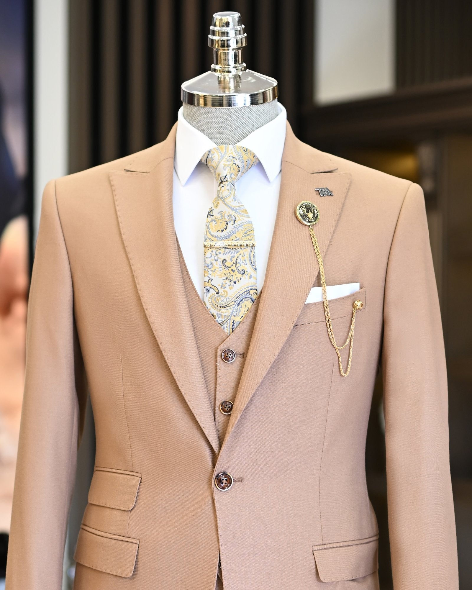 Modern Khaki Brown 3 Pieces Slim Fit Business Suits For Men