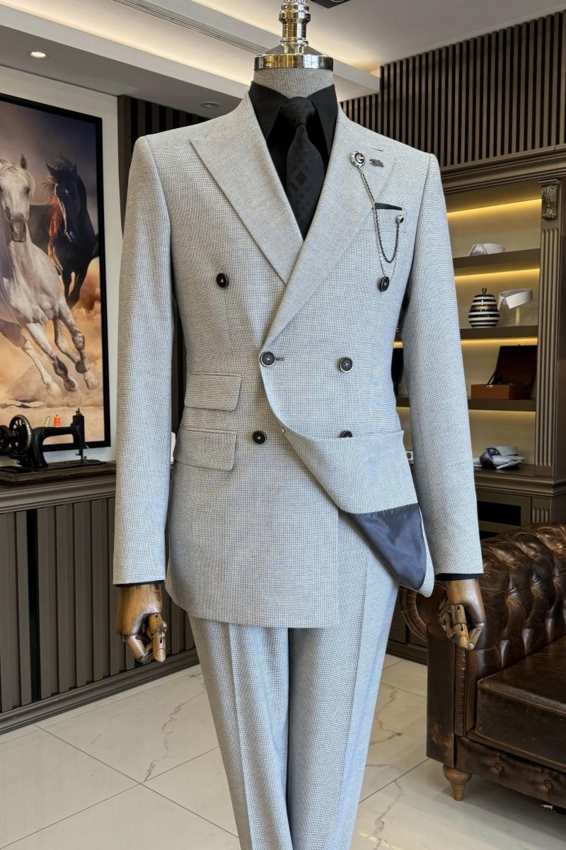 Chic Light Gray Close Fitting Double Breasted Business Men Suits