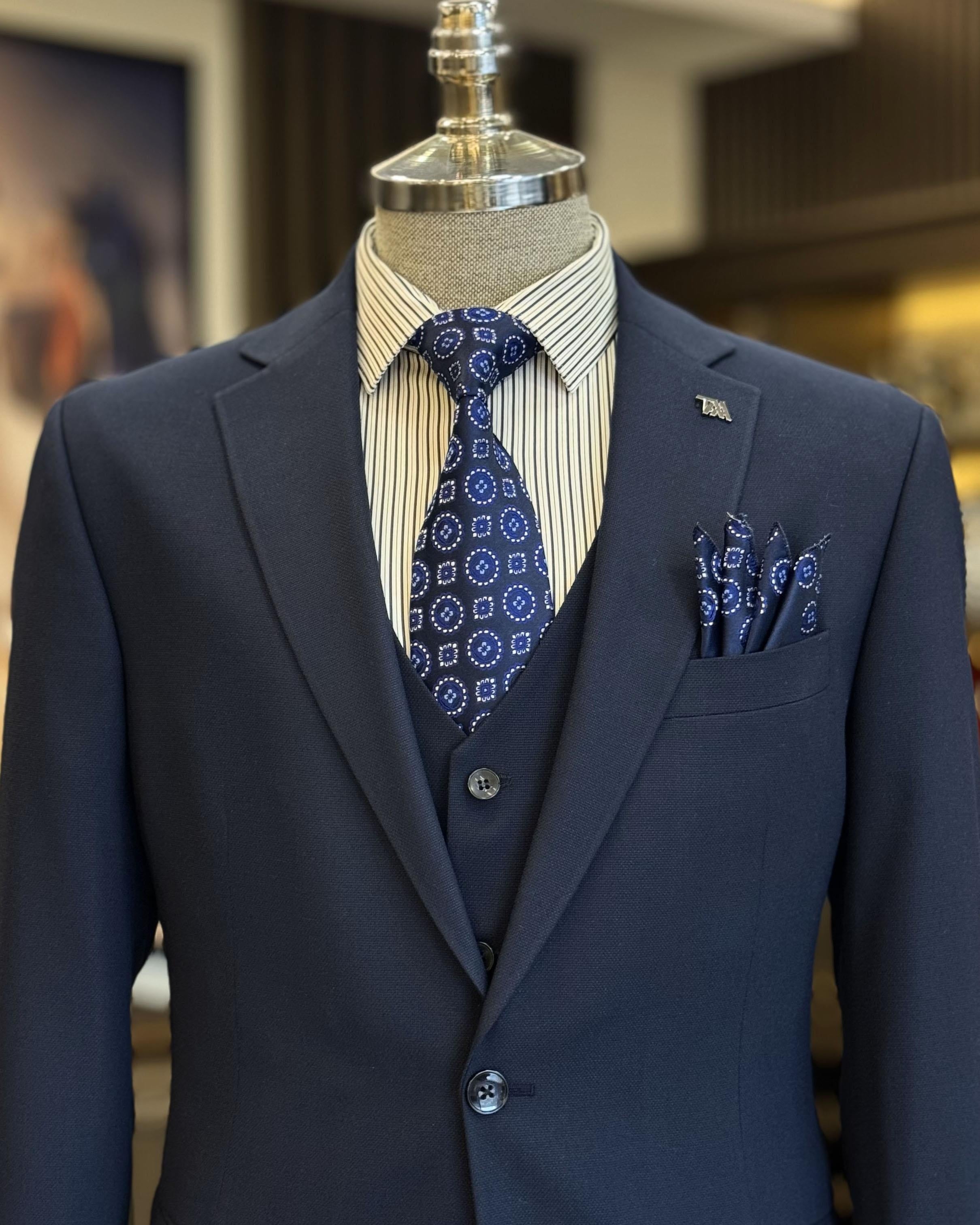 New Arrival Navy Blue 3 Pieces Notch Lapel Business Men Suits