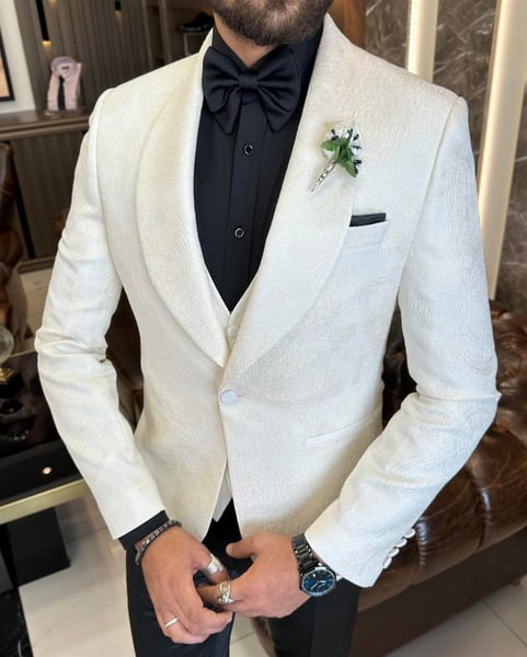 Bespoke White Jacquard Shawl Lapel 3 Piece Wedding Suits