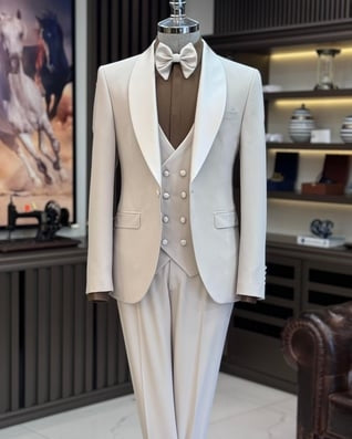 Handsome Beige Shawl Lapel 3 Piece Wedding Suits