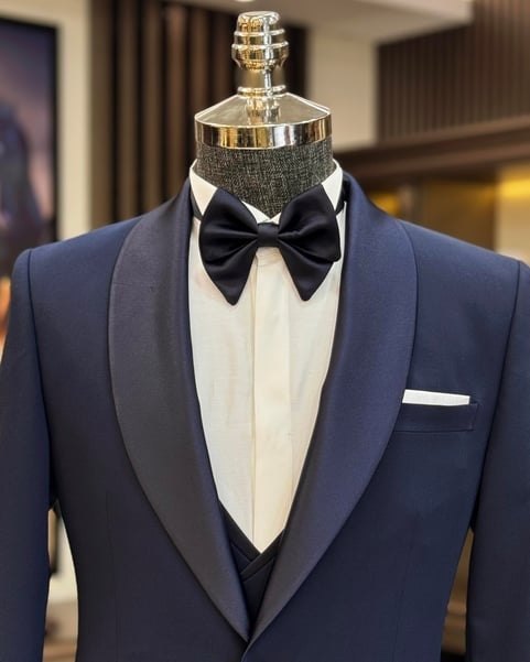 Dark Blue Newest Shawl Lapel Wedding Suits With Waistcoat