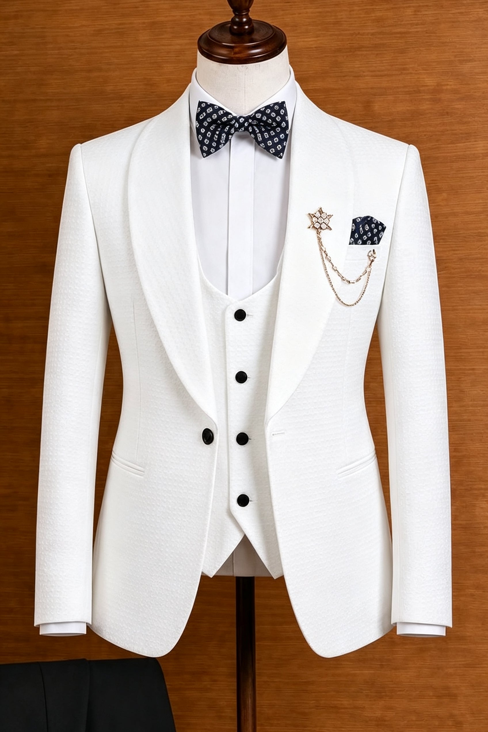 3 Pieces Elegant White Jacquard Shawl Lapel Wedding Suits